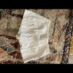 NWT Lilly Pulitzer white envelope shorts/skort